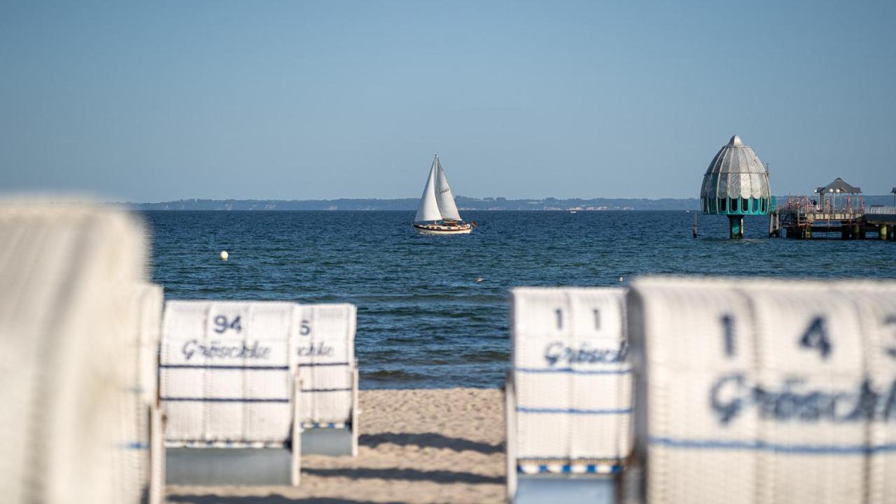 Strandhuus Gromitz Bagian luar foto